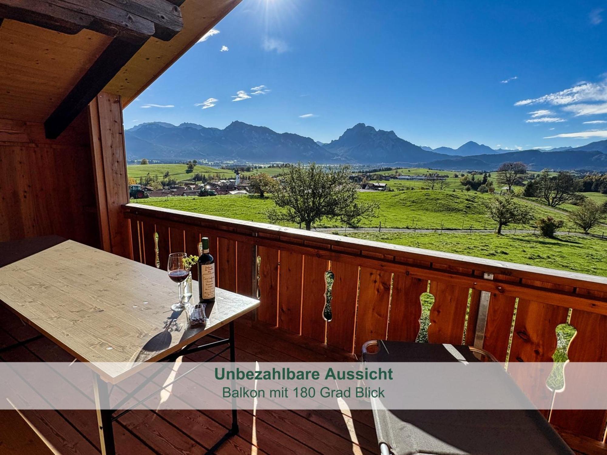 Chalet - Ferienwohnungen - Biohof Stoeger - Panoramasuedbalkon - Grandiose Aussicht Auf See, Berge Und Schloss Neuschwanstein Rieden Eksteriør billede